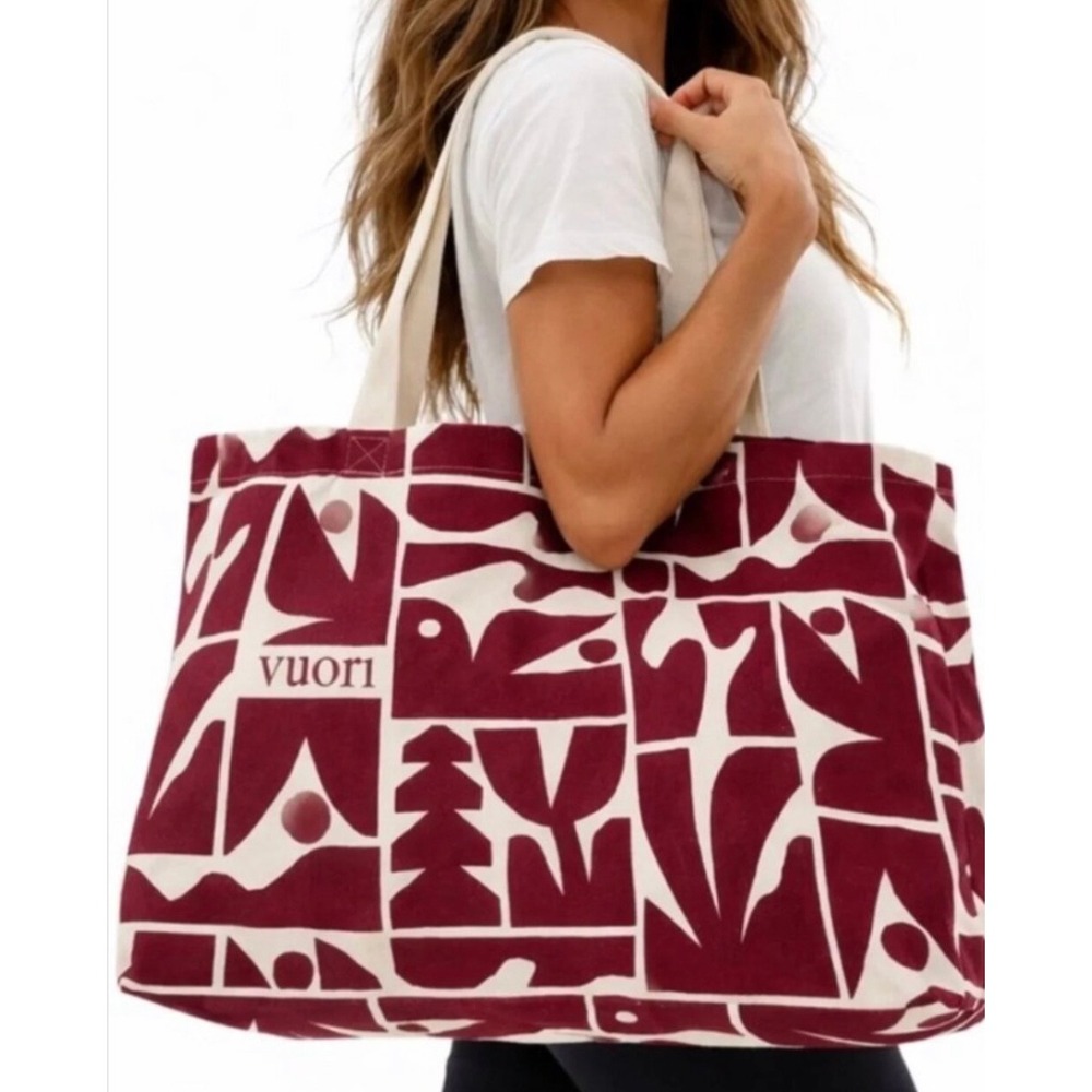 Vuori Limited Edition Holiday 16oz Cotton‎ Canvas Tote Bag Strawberry OS
